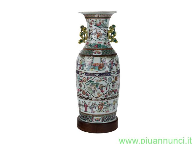 Vaso a balaustro in porcellana   cina epoca guangxu '1875 1908' - 1