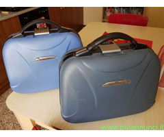 Beauty case rigido da viaggio con combinazione - 2