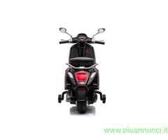 Vespa Sprint Scooter Elettrico Batteria 12 V NERO