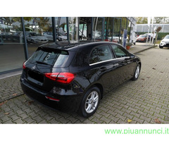 MERCEDES Classe A A 180 Automatico Navi Digitale Cock Berlina