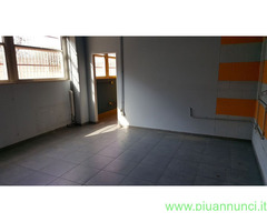 Affitto magazzino Via Aterno mq350 affitto Euro1600