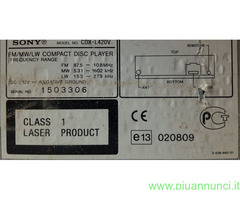 Sinto CD autoradio Sony per ricambi o da riparare