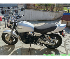 SUZUKI GSX 750 Inazuma