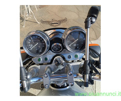 SUZUKI GSX 750 Inazuma
