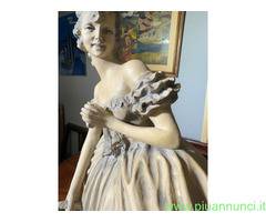 Scultura di dama anni '40 in terracotta patinata