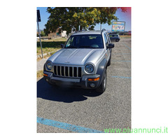 JEEP Cherokee 2.8 SUV
