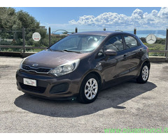 KIA Rio Rio 5p 1.4 crdi EX Utilitaria
