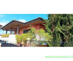 Villa mq369 Buono piano terra