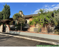 Villa mq369 Buono piano terra