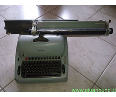 Macchina da scrivere elettrica Olivetti Lexikon 80
