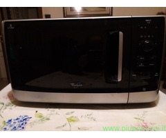 Microonde con grill e cottura a vapore Whirlpool