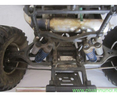 AUTO  A SCOPPIO TELECOMANDATA 4 WD TRUCK-MOSTER XT
