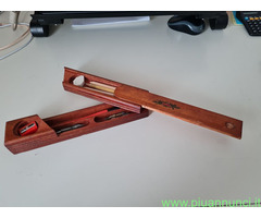 Astuccio d'epoca  in legno   a  2   scomparti   ,