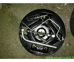 RUOTINO  SCORTA+KIT ATTREZ+MENSOLA-FIAT NEW PANDA