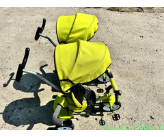 VENDO N. 2 PASSEGGINI TRICICLO € 150, 00 TOTALE