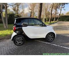 SMART fortwo 3ªs.(C/A453) SMART FORTWO 1.0 60CV CAMBIO MANUAL Utilitaria