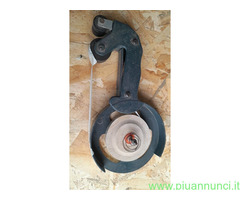 Applicatore manuale di carta gommata per legno