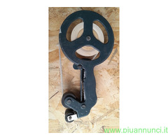 Applicatore manuale di carta gommata per legno