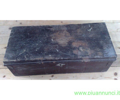 Cassa Baule antica in legno usata per spedire