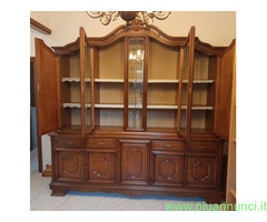 Mobile sala vetrina Credenza misure larg. 240 cm.