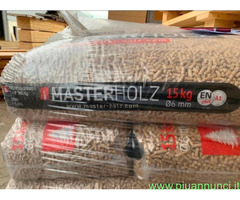 Pellet MASTERHOLZ pedana da 72 sacchi 15kh 180€