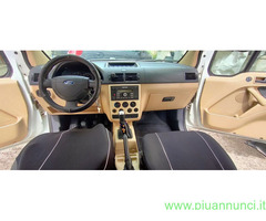 FORD Tourneo connect GLX