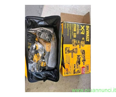Kit combinazione di utensili elettrici Dewalt 20V
