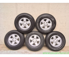 5 Cerchioni, pneumatici e copriruota pe Jeep JK