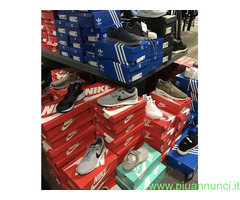 100 paia scarpe Nike originali