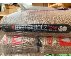 Pellet MASTERHOLZ pedana da 72 sacchi 15kh 180€