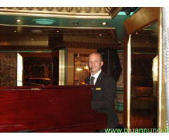 Live Music Pianobar