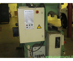 Pressa piegatrice idraulica CNC Guifil da 38 tonne