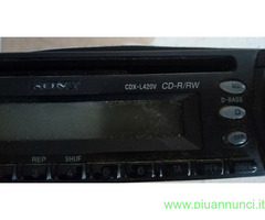 Sinto CD autoradio Sony per ricambi o da riparare