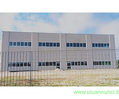 Capannone vicino casello A4 mq6600 Privato