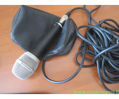 DUE MICROFONI DA PALCO BEYERDYNAMIC-TG V50+TAKSTAR