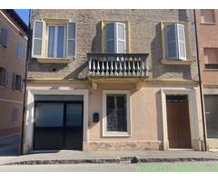 Affitto magazzino Policlinico mq75 affitto Euro700