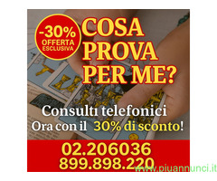 Tarocchi telefonici seri da seria professionista