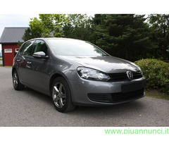 Cerco VOLKSWAGEN Golf 2.0 TDI Berlina