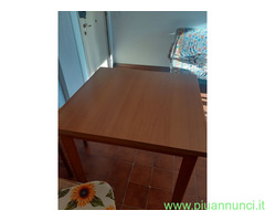 Tavolo allungabile a libro