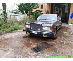 BENTLEY Eight eight Berlina