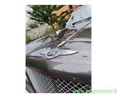 BENTLEY Eight eight Berlina