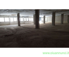 Affitto magazzino Via Aterno mq817 affitto Euro3000