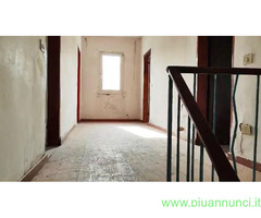 Casa mq160 Da ristrutturare piano terra