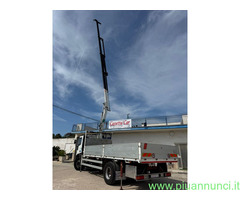 Autogru IVECO EUROCARGO 170E27 GRU