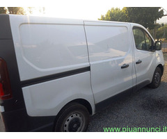 Furgonato RENAULT alimentazionediesel