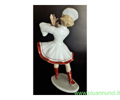 Rara statuetta ballerina ungherese porcellana Wall