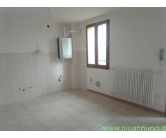 Appartamento mq43 Buono primo piano