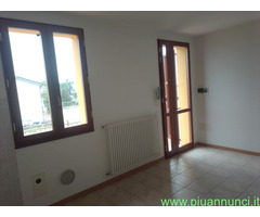 Appartamento mq43 Buono primo piano