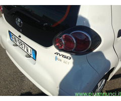 AUTORADIO+NAVIG-TOM+MASCH-COMAD X TOYOTA AYGO