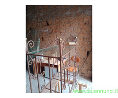 Mobile vintage in ferro